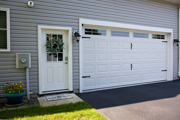 24/7 Emergency Garage Door Panel Replacement experts in Falmouth, KY